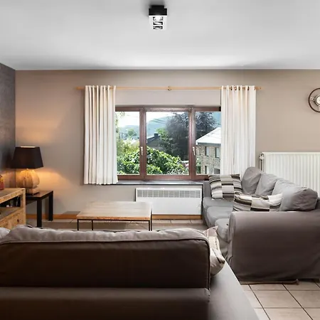 Inn Aux Ecuries De La Reine 3*
