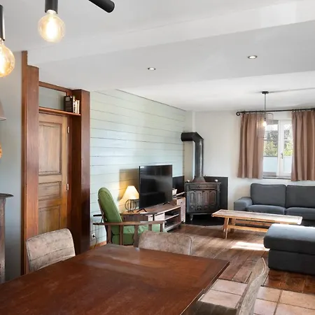 Gasthof Aux Ecuries De La Reine