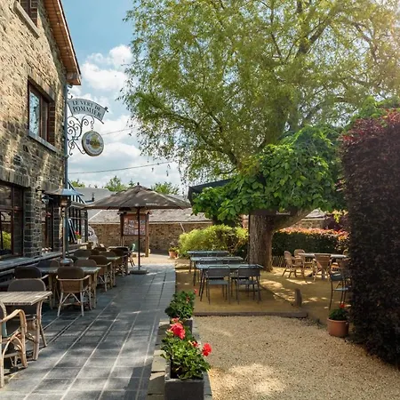 Inn Aux Ecuries De La Reine 3*